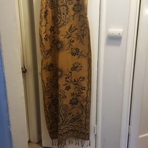 Gold patterned shawl